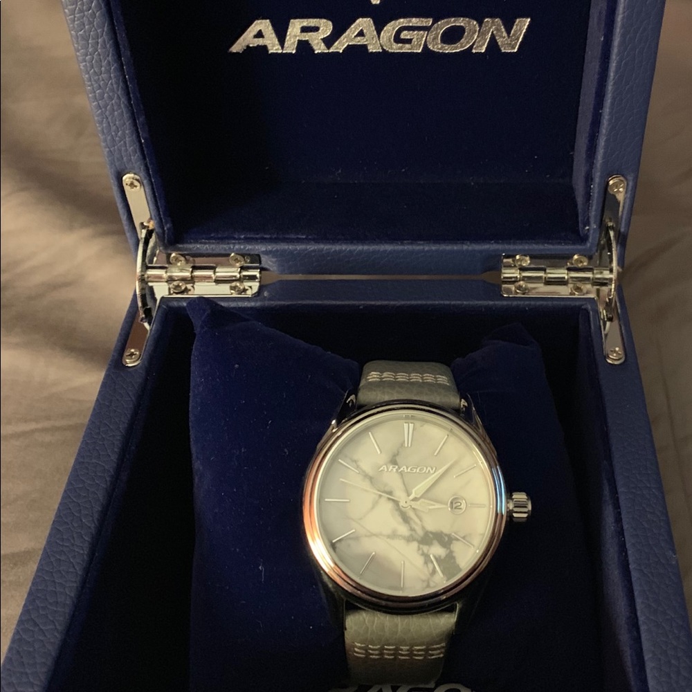 Aragon marbled caprice stone dial automatic watch - Picture 2 of 6